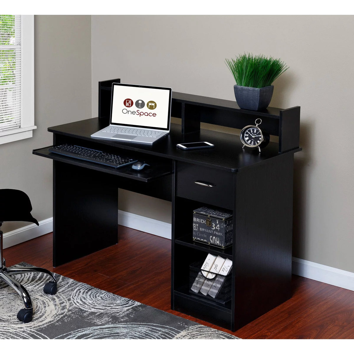 Computer Desk Hutch with Pull-Out Keyboard O555