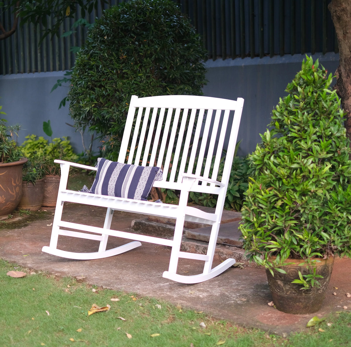 White Double Rocker N513