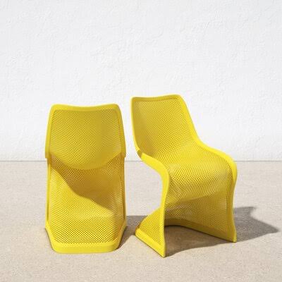 Yellow Stacking Patio Dining Side Chair (Set of 2) U648
