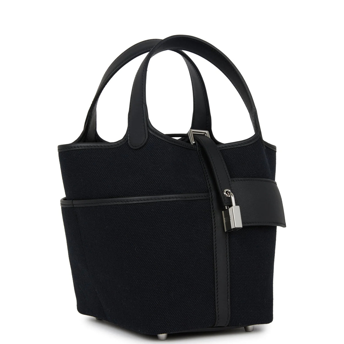 Black 18 Cargo Bucket Bag W129228