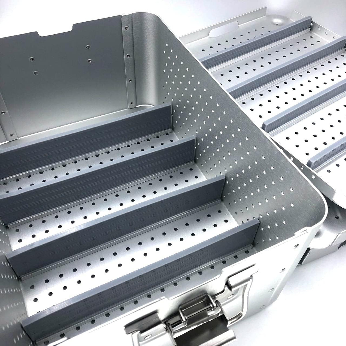 Aluminium Alloy Sterilization Tray Case with 3 Inner Trays D408889