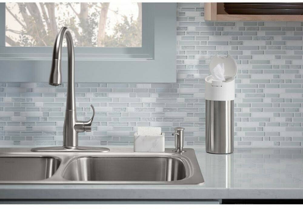 Vibrant Stainless Pull-Down Faucet with Soap Dispenser W946651