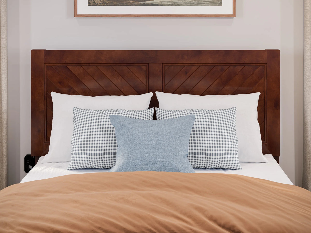 Walnut Solid Wood Platform Bed with Footboard I944755