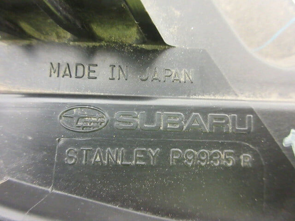 Passenger Head Lamp Assembly I2952