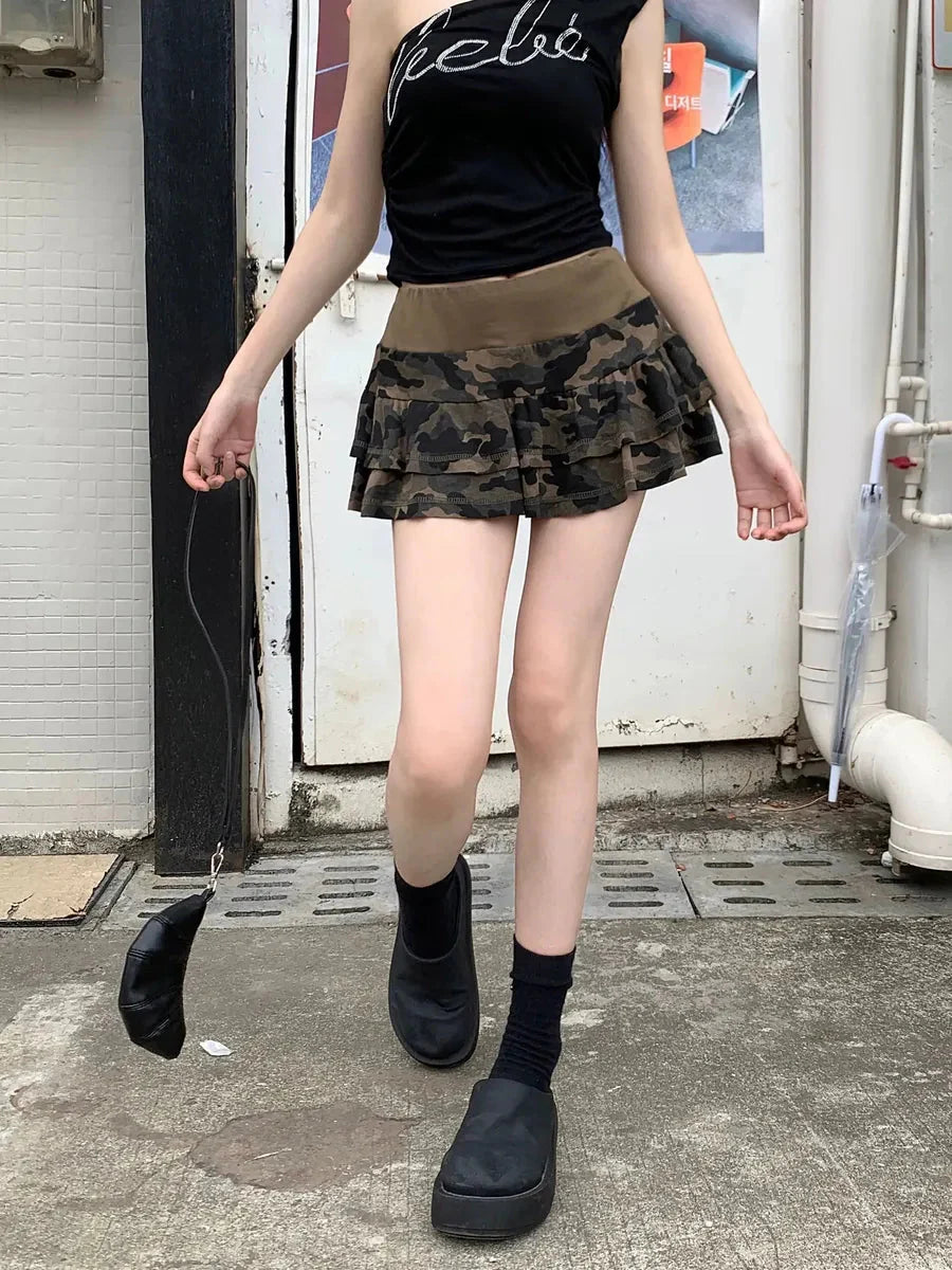 Camouflage Ruffle Mini Skirt Z482172