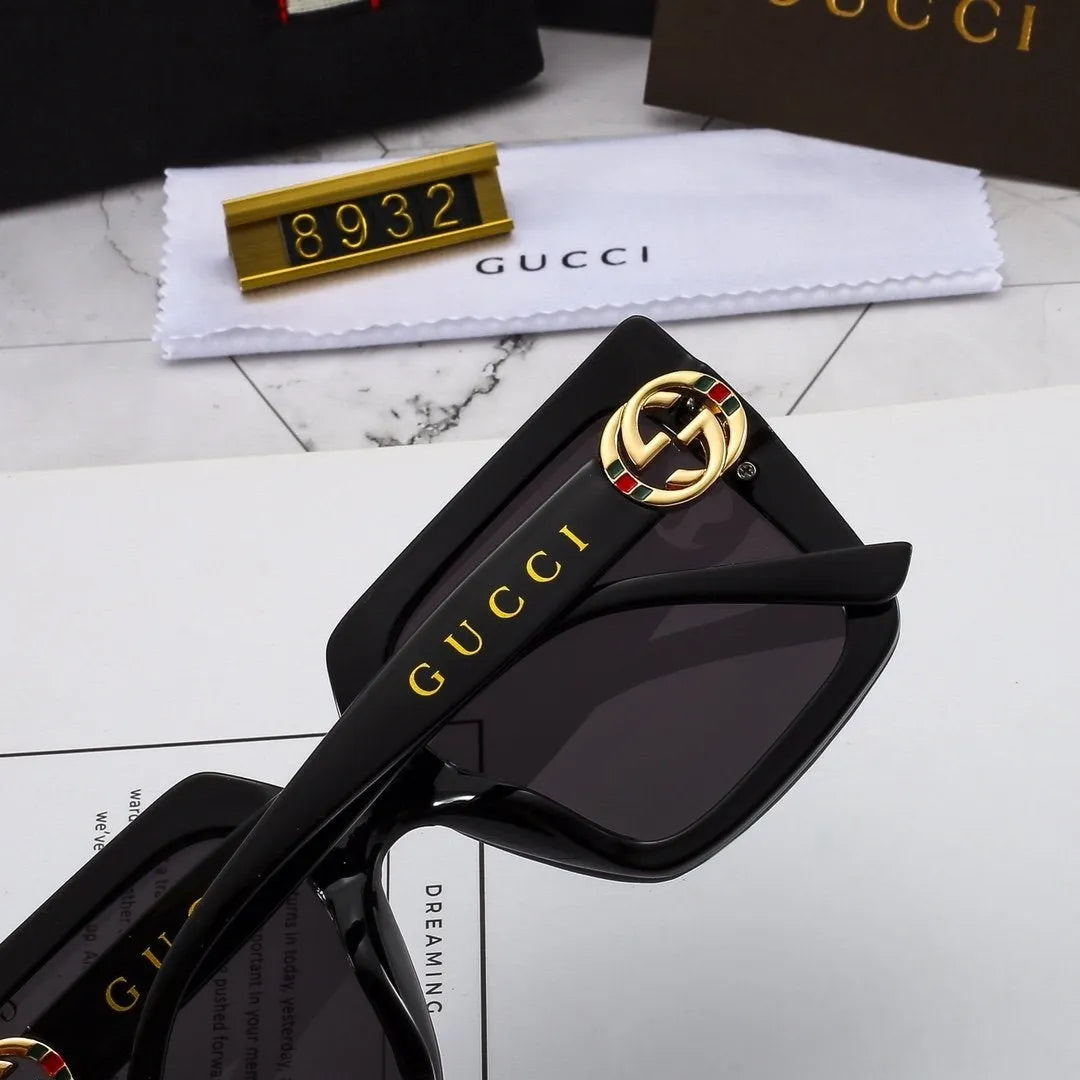 Full Frame Square Sunglasses E555775